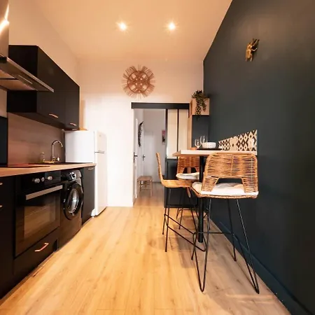 Apartment La Coquille - Terrasse Et Climatisation En Centre - Gare Saint Roch Montpellier